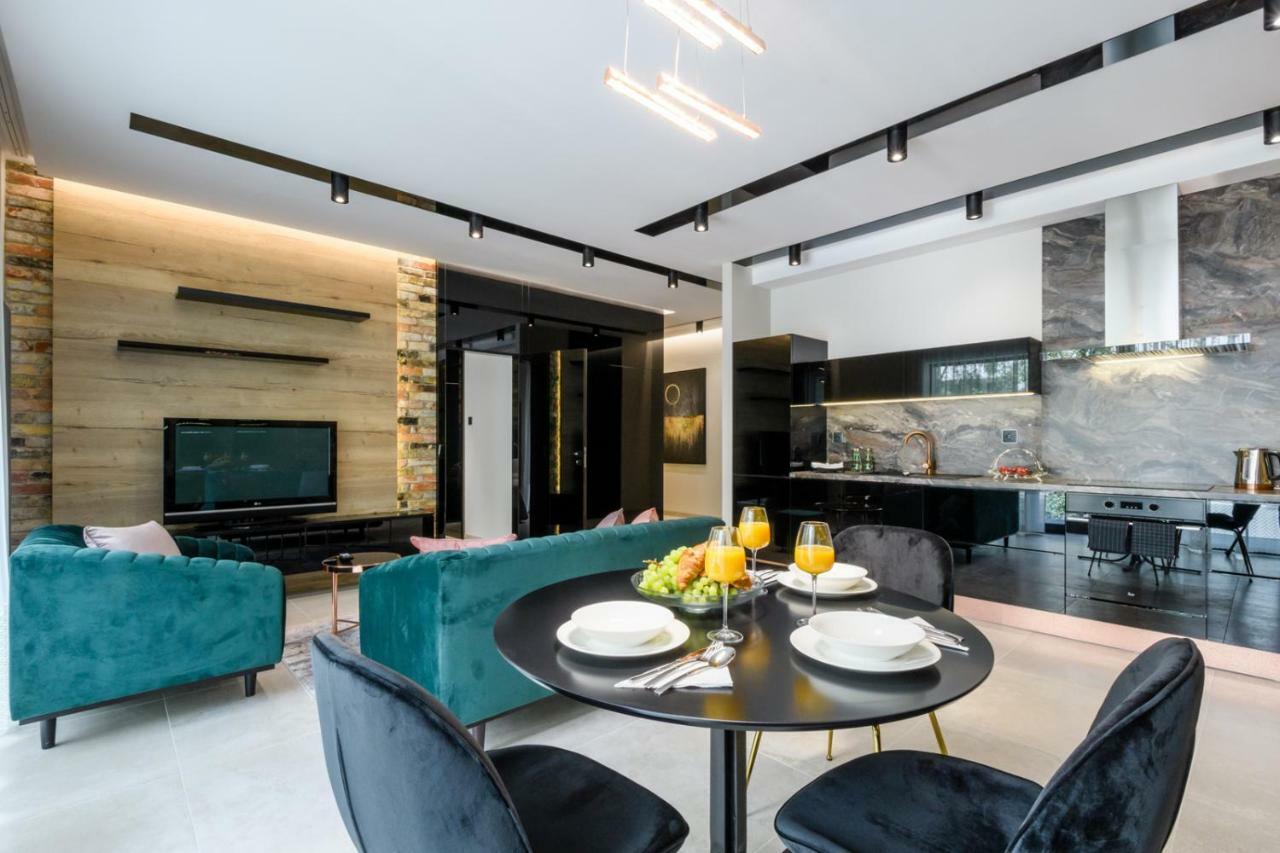 Zlota Luxury Apartments Varsovia Exterior foto