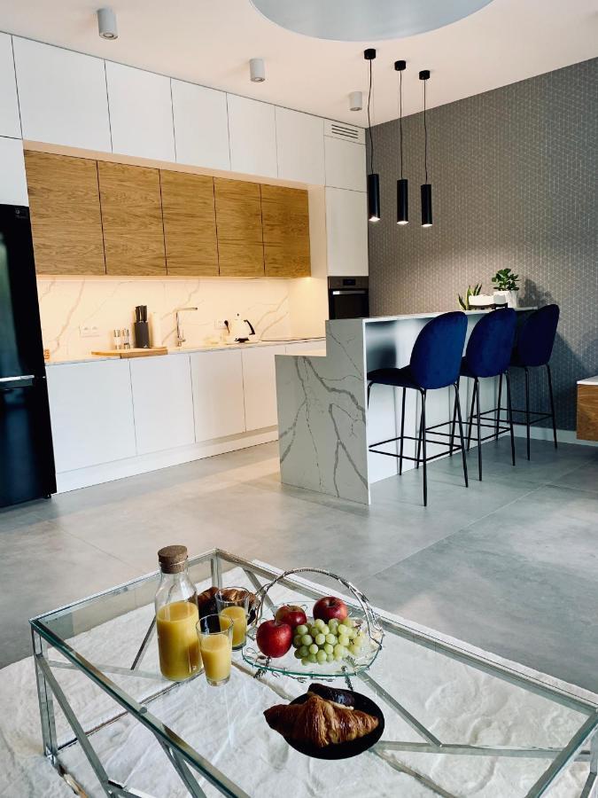 Zlota Luxury Apartments Varsovia Exterior foto