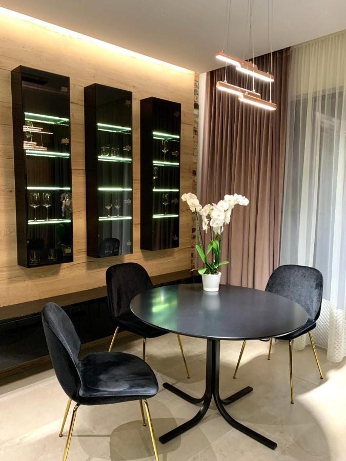 Zlota Luxury Apartments Varsovia Exterior foto